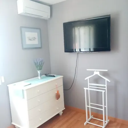 2 Avec Piscine Et Au Calme, A Proximite. Δωμάτια σε οικογενειακή κατοικία Portiragnes